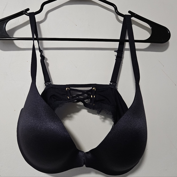 La SENZA Body Kiss Plunge Bra 38C black lace w corset front close up2cups up2cup - Picture 4 of 14